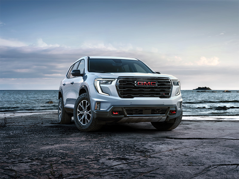 Explore the versatility of the GMC Acadia at York GM, just a short drive from Terre Haute—perfect for families needing space, style, and advanced safety.