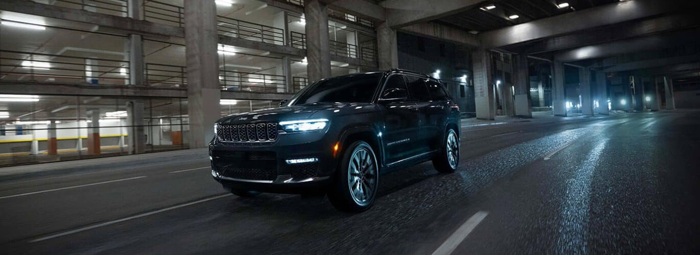 No matter what you are looking for, there is a Grand Cherokee trim that is a match for you. Visit York CDJR in Brazil today!