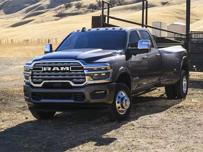Discover extraordinary strength and heavy-duty versatility with the 2025 Ram 3500, now available for pickup drivers across Plainfield at York CDJR.