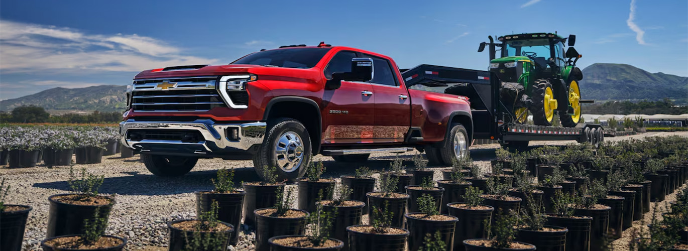 With incredible towing and payload capabilities, it’s ready to handle demanding work across Columbia City and Warsaw.